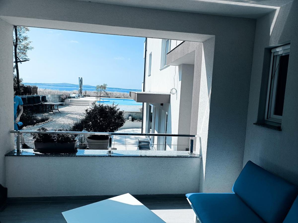 Aparthotel Dalmacija 普利拉卡 外观 照片